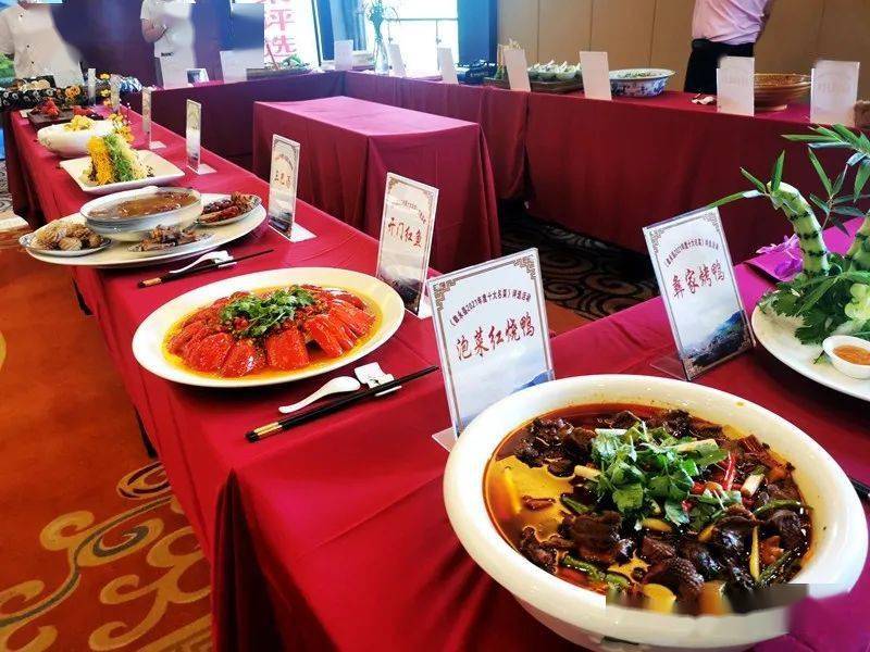 北京东花市市场监管所多举措开展2024年食品安全宣传周活动(图1)