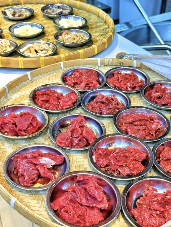 近2亿人次热捧！生烫下一个餐饮“顶流”品类？(图8)