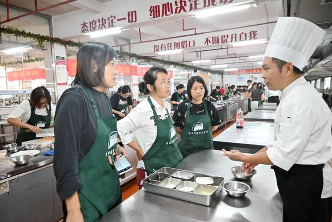 深圳宝山技校2024年坪山区粤菜师傅第一期公益培训活动圆满举行(图2)