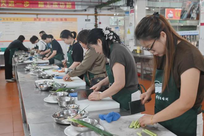 【北纬40度 海城质造】2024辽宁地标美食出炉！海城这两大美食上榜(图3)