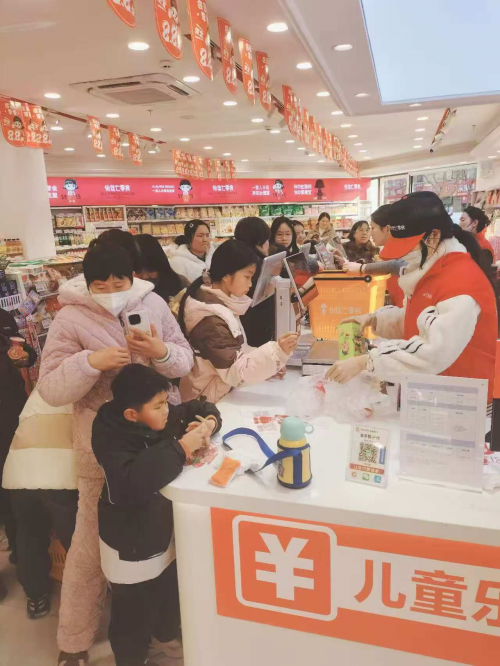 性价比之选：盘点怡佳仁等热门零食加盟品牌推荐(图1)