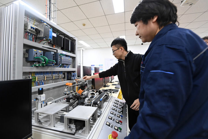 让“工程师红利”持续释放——我国工程科技人才队伍发展壮大有力支撑高质量发展(图10)