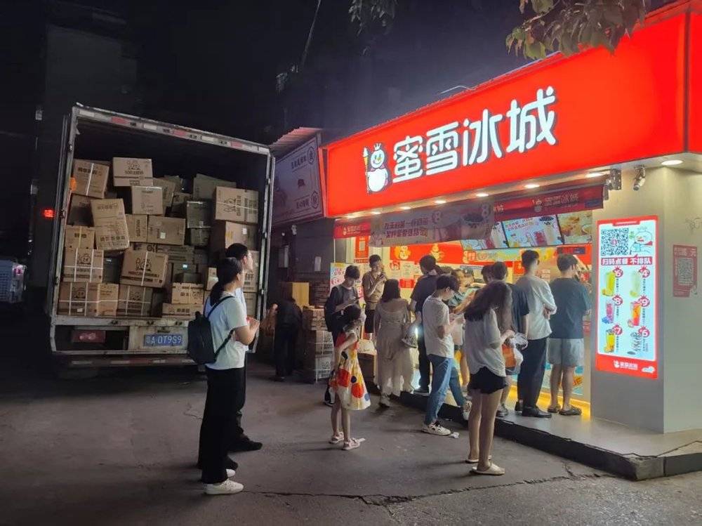 餐饮品牌开始熬时长了