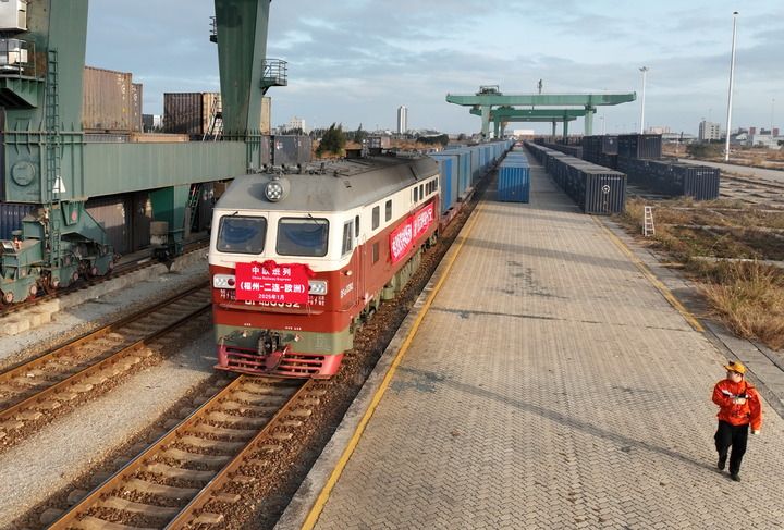 奋勇争先再上台阶——福建爱拼敢赢展现经济韧劲(图11)