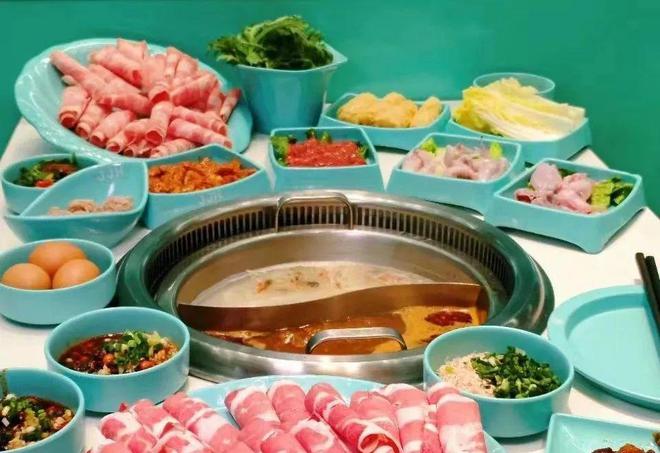 0加盟费、0培训费、0品牌费！2024火锅加盟格局变了(图5)