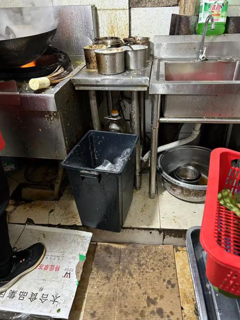 《餐饮业促进和经营管理办法》发布——完善管理机制促进餐饮业高质量发展(图1)