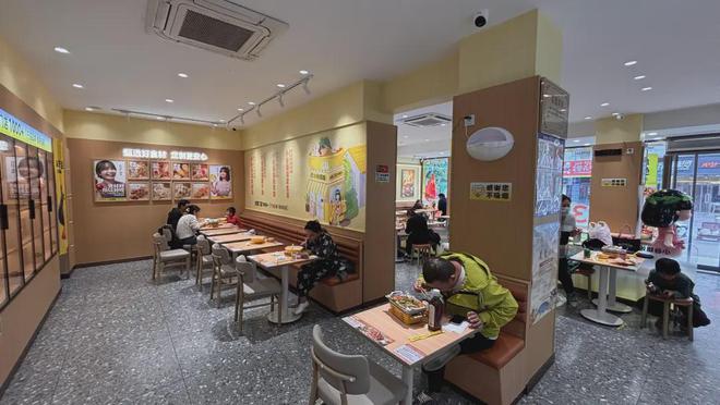 这个知名品牌悄悄升级堂食收入竟提升40%！(图4)
