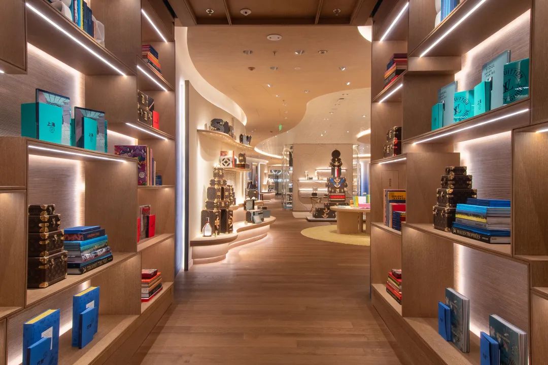 LV全球唯一“巨轮”如何开进“准千亿级商圈”？(图4)