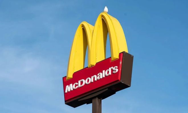 2025年全球餐饮品牌价值榜海底捞、瑞幸上榜！(图1)