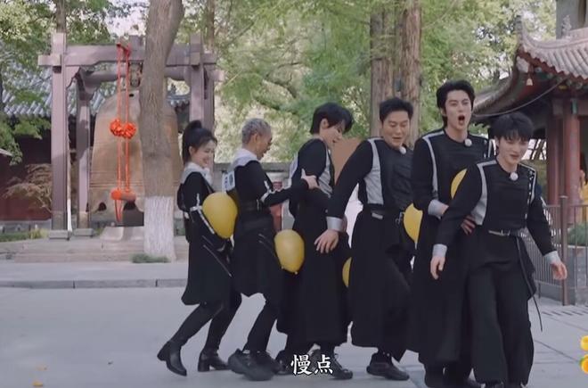 剧本明显游戏不雅让人尴尬游戏不公平这期《跑男》彻底翻车(图13)