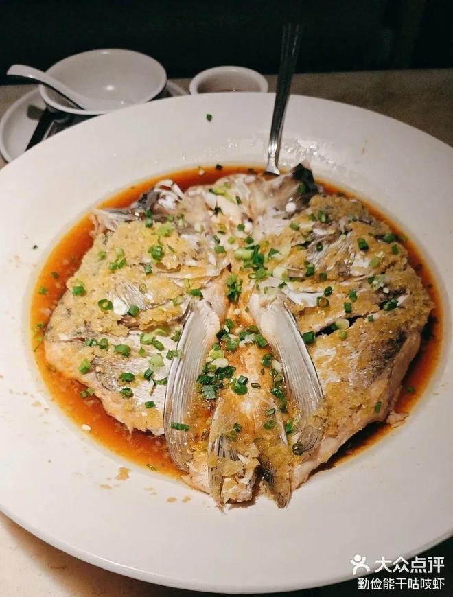 餐饮业冰火两重天：绿茶狂飙与天价账单背后的行业裂变(图4)