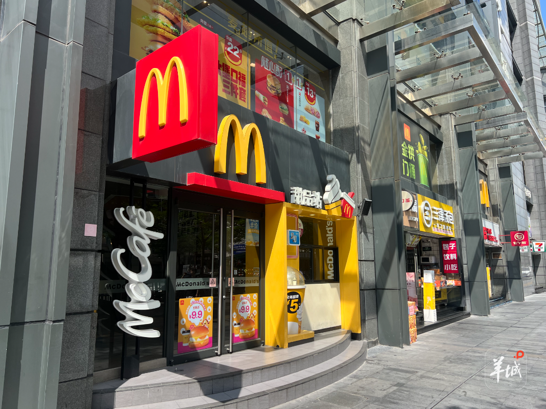 社保“新规”落地一周我们对线位广州餐饮人｜一线调查