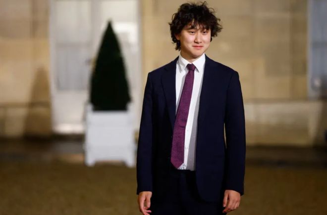 Meta AI大洗牌！超级智能一拆四小扎押注硅谷华人LeCun或已出局(图2)