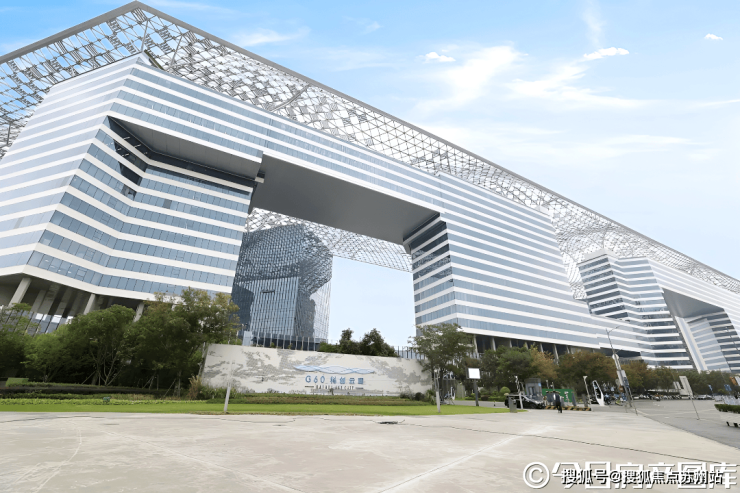 萃屿原墅(售楼处)官方首页网站-萃屿原墅售楼处欢迎您-楼盘详情-户型配套-最新价格-最新资讯-位置(图9)