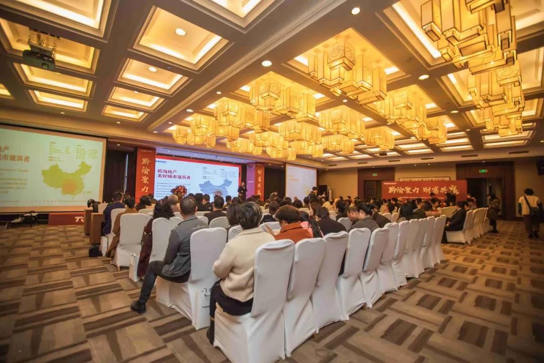 高光、失血与急转：喜茶加盟800天 深度