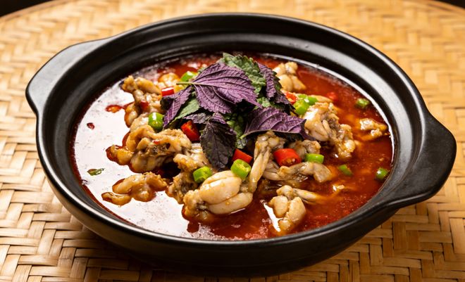 餐饮寒冬！牛蛙需求量跌20%-30%蛙来哒却逆势增长其底层逻辑在哪？(图2)