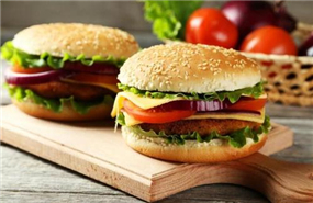 邮报：曼联的头号目标是安德森仍在关注巴莱巴和加拉格尔(图1)