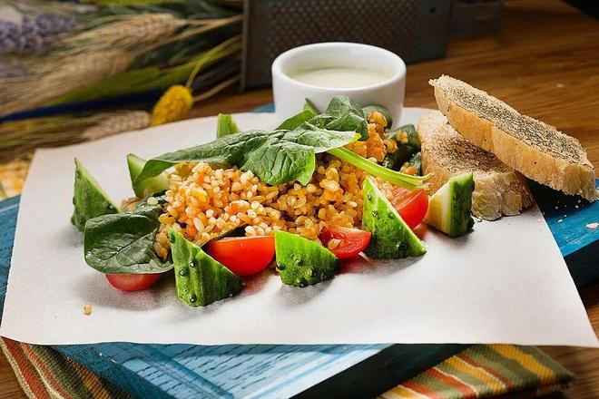 读懂⽣机烹调：一心回乡重新定义有机食材的价值