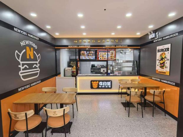 牛约堡：300城3500店用标准化体系验证本土牛肉汉堡长期主义(图4)